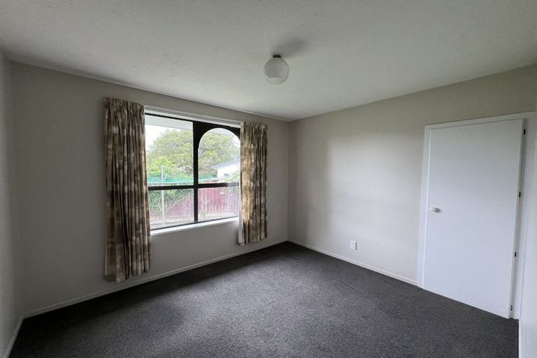 Photo of property in 18 Resolution Place, Bryndwr, Christchurch, 8053