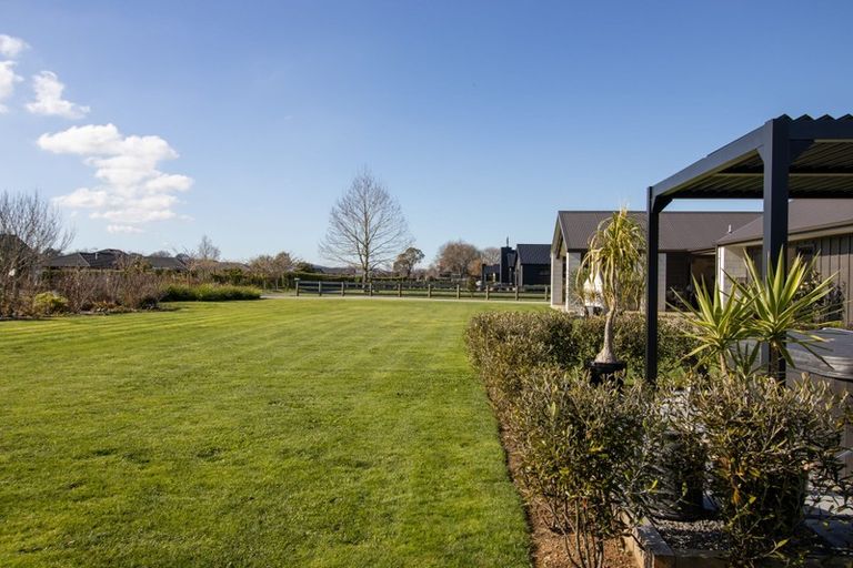 Photo of property in 27 Monarch Park Lane, Leamington, Cambridge, 3432