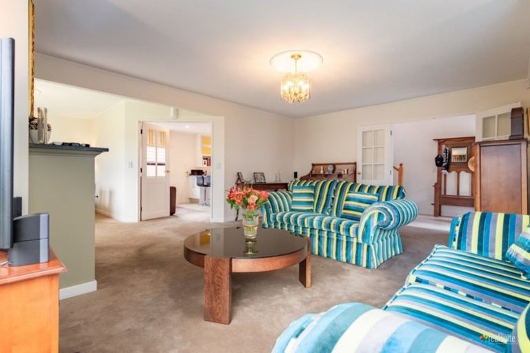 Photo of property in 2/28 Rossiter Avenue, Waterloo, Lower Hutt, 5011