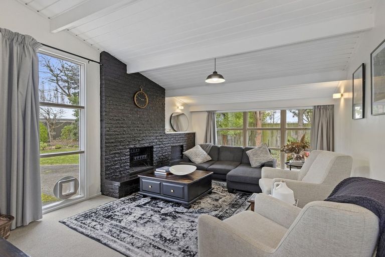 Photo of property in 43 Croziers Road, St Albans, Christchurch, 8052