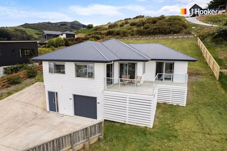 Photo of property in 17 Glendermid Close, Sawyers Bay, Port Chalmers, 9023