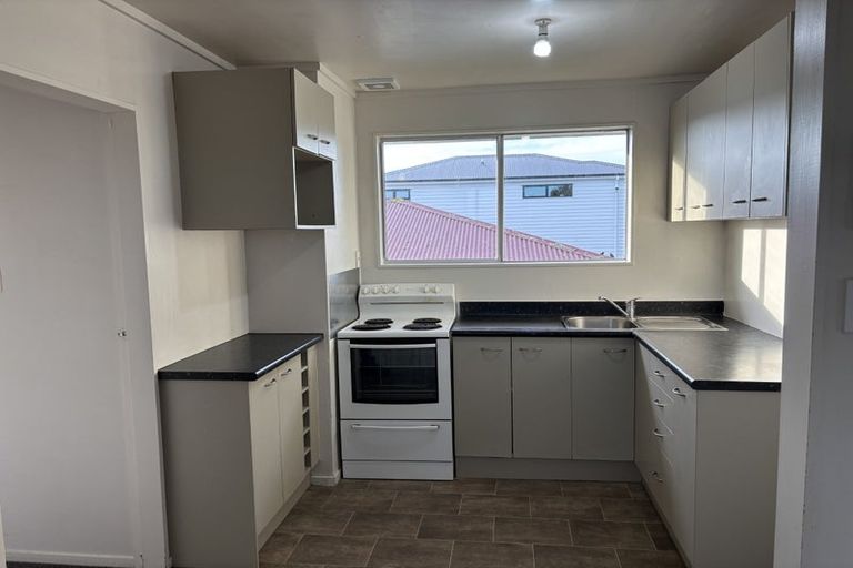 Photo of property in 28g Leighton Avenue, Waiwhetu, Lower Hutt, 5010