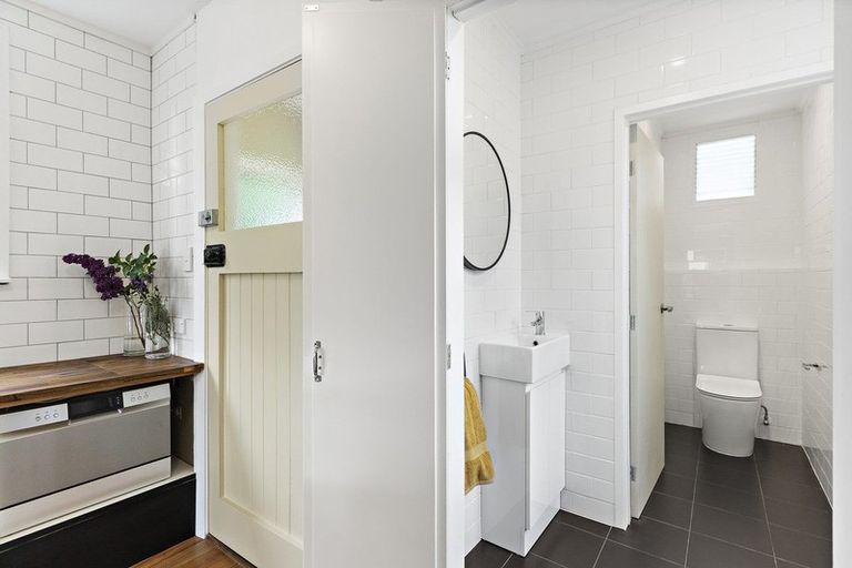 Photo of property in 41 Rhodes Street, Carterton, 5713