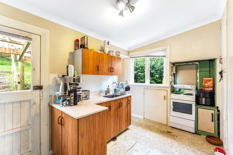 Photo of property in 190 Main South Road, Green Island, Dunedin, 9018