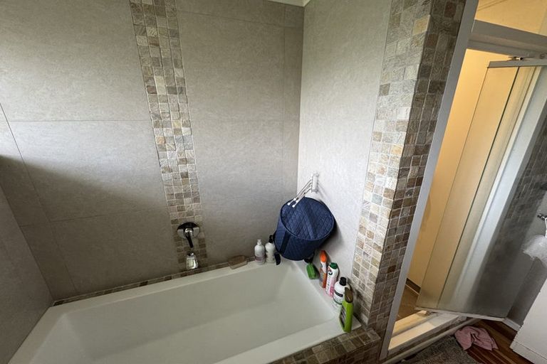 Photo of property in 10 Vista Terrace, Hillcrest, Hamilton, 3216