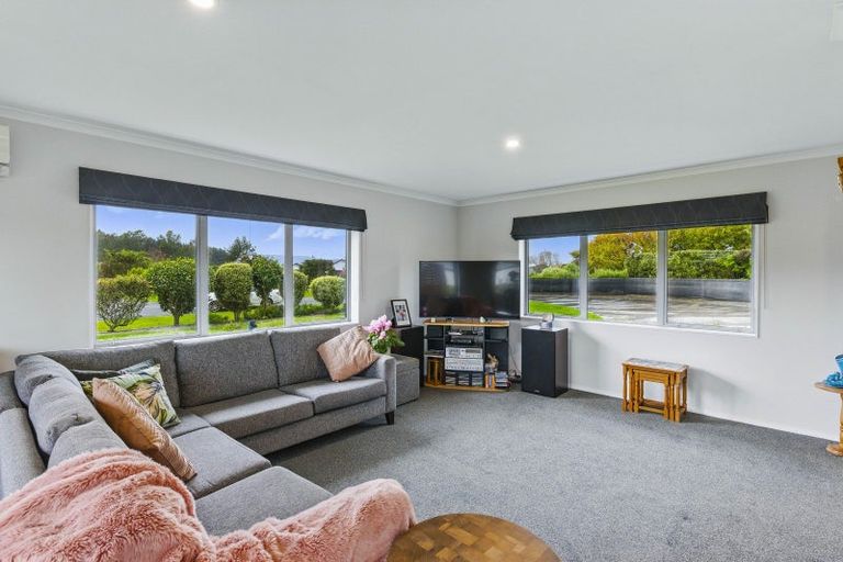 Photo of property in 51 Garth Road, Levin, 5571