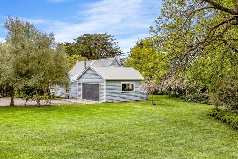 Photo of property in 211 Summerhill Road, Cust, Rangiora, 7471