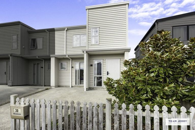 Photo of property in 30 Tumu Road, Papakura, 2110