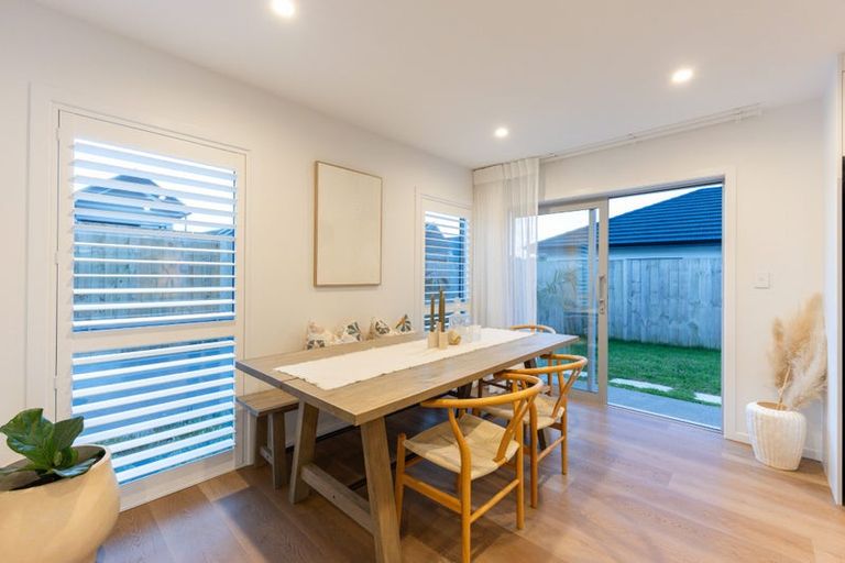 Photo of property in 69 Glenvar Ridge Road, Long Bay, Auckland, 0630