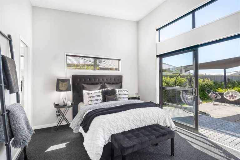 Photo of property in 30 Strauss Drive, Rolleston, 7614