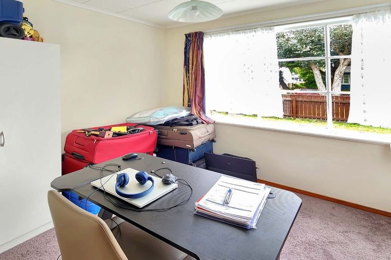 Photo of property in 26 Petherick Street, Taita, Lower Hutt, 5011