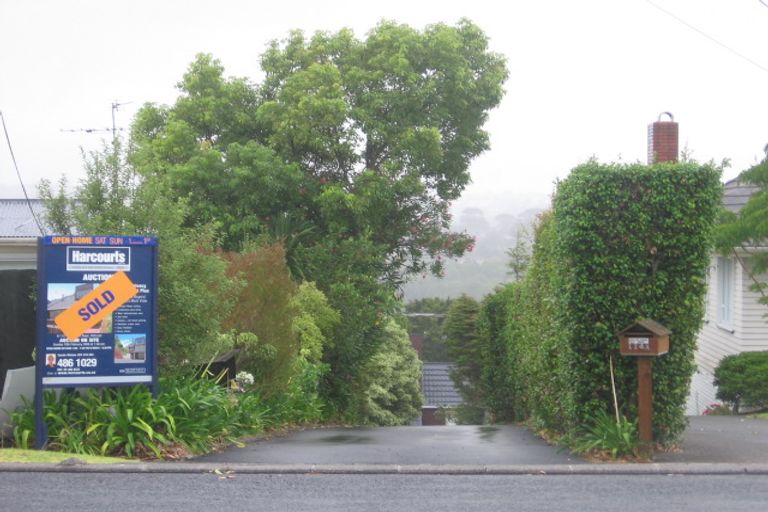 Photo of property in 5/112 Coronation Road, Hillcrest, Auckland, 0627