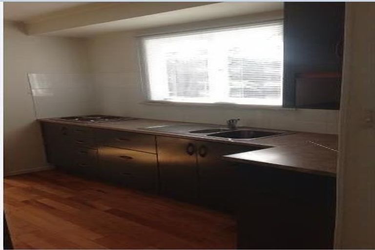 Photo of property in 2 View Street, Maungaturoto, 0520