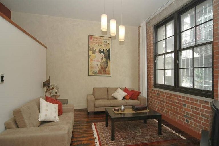 Photo of property in Hannahs Warehouse Apartments, 21/13 Leeds Street, Te Aro, Wellington, 6011