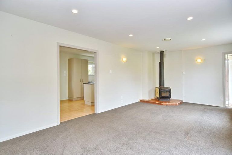 Photo of property in 39 Gibbs Drive, Woodend, 7610