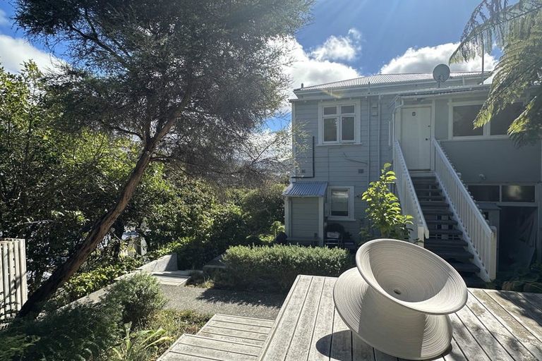 Photo of property in 3/27 Grass Street, Roseneath, Wellington, 6011