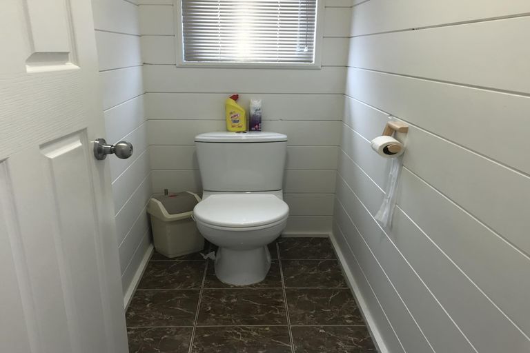 Photo of property in 4 Rotoma Rise, Clover Park, Auckland, 2019