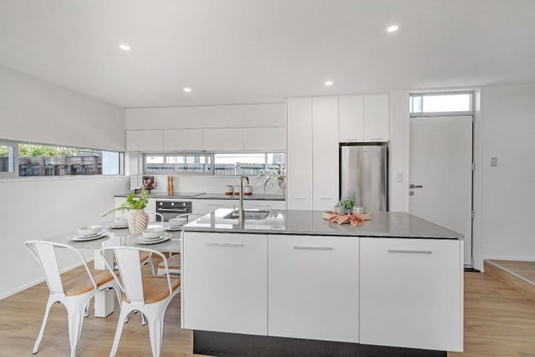 Photo of property in 72a Bishop Street, St Albans, Christchurch, 8014