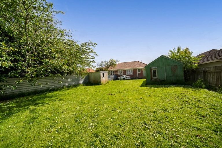 Photo of property in 40-42 Dixon Avenue, Hawera, 4610