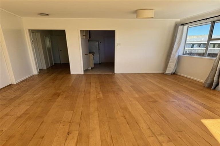 Photo of property in 36 Reelick Avenue, Pakuranga Heights, Auckland, 2010