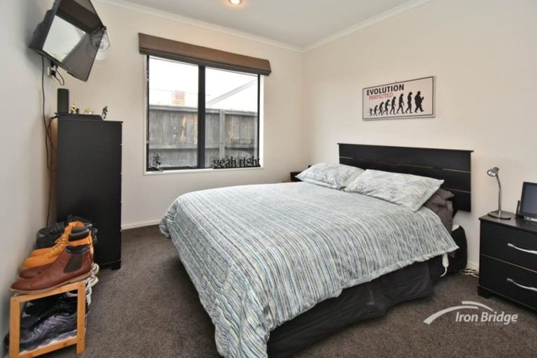 Photo of property in 70 Bluestone Drive, Parklands, Christchurch, 8083