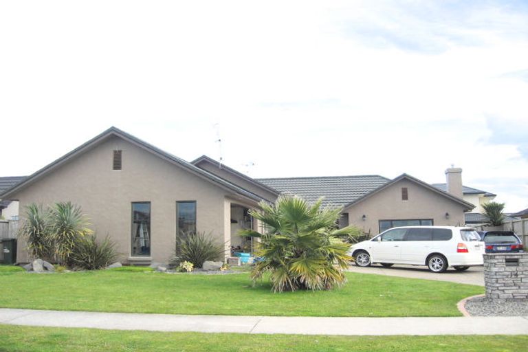Photo of property in 14 Grace Avenue, Rototuna North, Hamilton, 3210