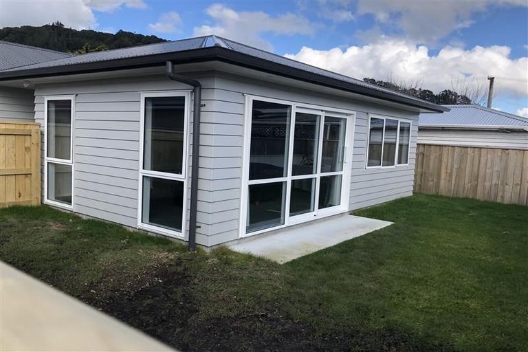 Photo of property in 19a Wilford Street, Wallaceville, Upper Hutt, 5018