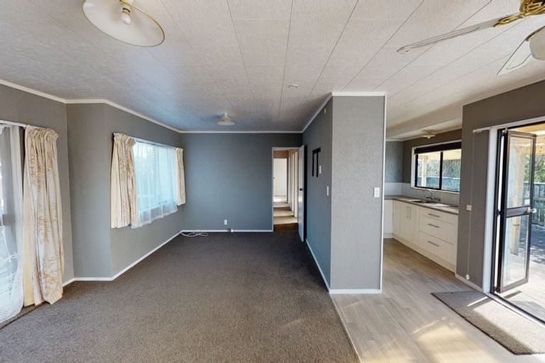 Photo of property in 14 Sheffield Place, Springvale, Whanganui, 4501