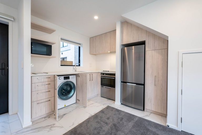 Photo of property in 2/19d Dyers Pass Road, Cashmere, Christchurch, 8022