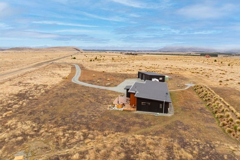 Photo of property in 135a Ben Ohau Road, Ben Ohau, Twizel, 7999