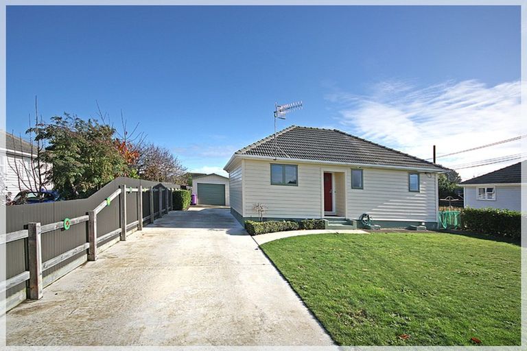 Photo of property in 9 Easton Street, Foxton, 4814