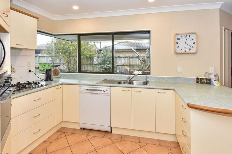 Photo of property in 9 Dan Bryant Place, Pukekohe, 2120
