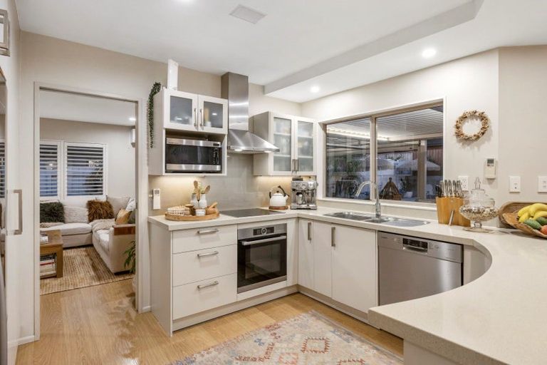 Photo of property in 81 Katerini Grove, Papamoa Beach, Papamoa, 3118