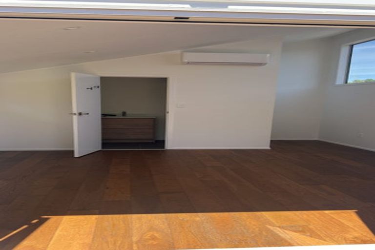 Photo of property in 2/31 Sydney Street, Hauraki, Auckland, 0622