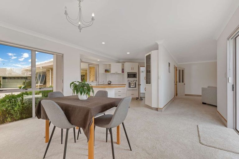 Photo of property in 24 Santa Monica Drive, Papamoa Beach, Papamoa, 3118