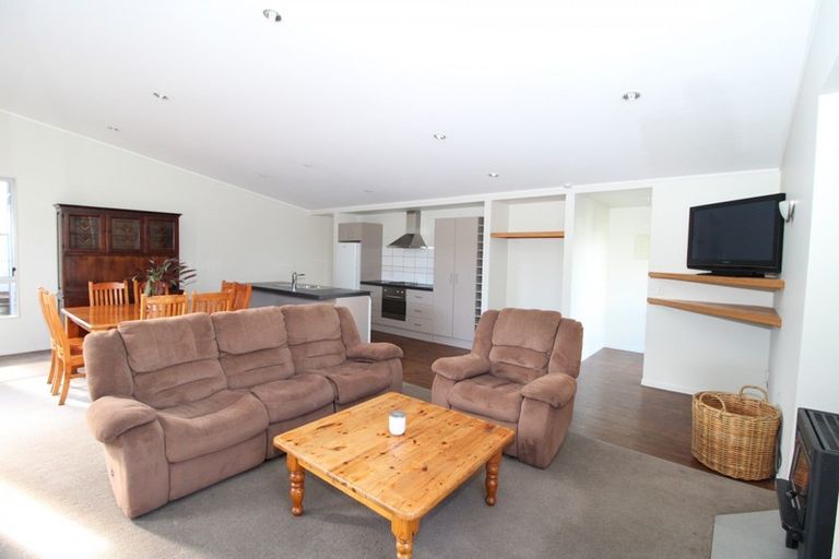 Photo of property in 107 The Fairway, Matarangi, Whitianga, 3592