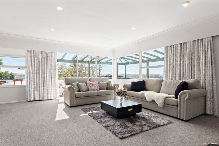 Photo of property in 157 Coronation Road, Hillcrest, Auckland, 0627