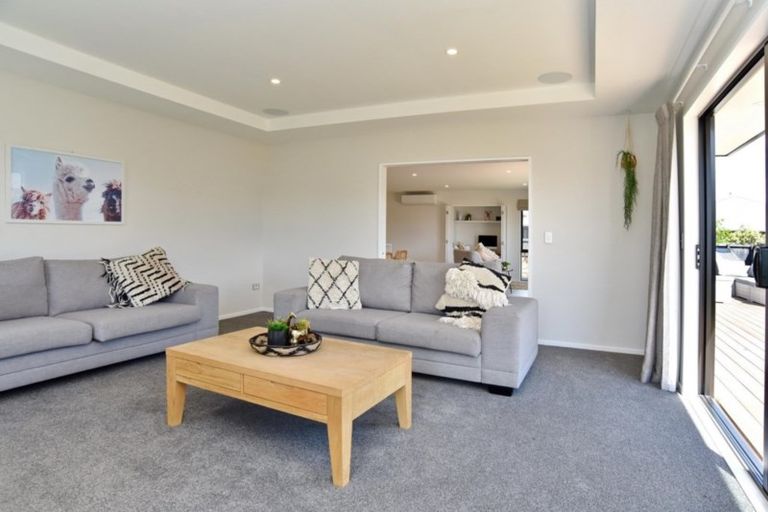 Photo of property in 4 Wairepo Close, Rangiora, 7400