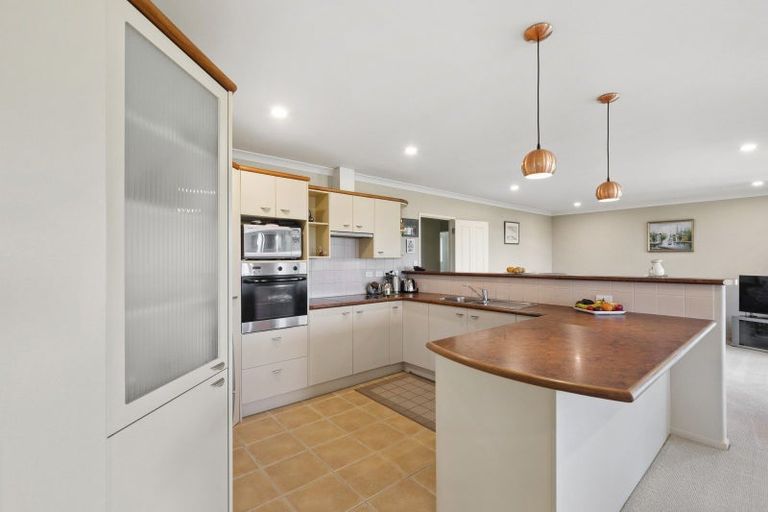 Photo of property in 58 Rathmar Drive, Manurewa, Auckland, 2105