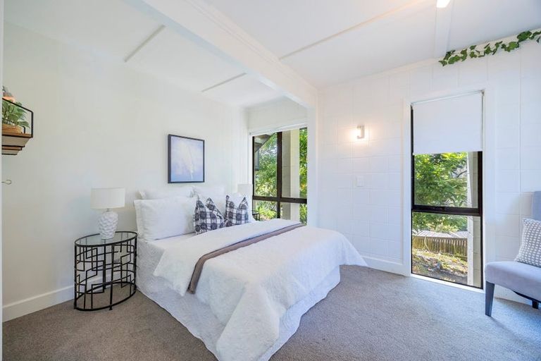 Photo of property in 73 Braemar Road, Castor Bay, Auckland, 0620