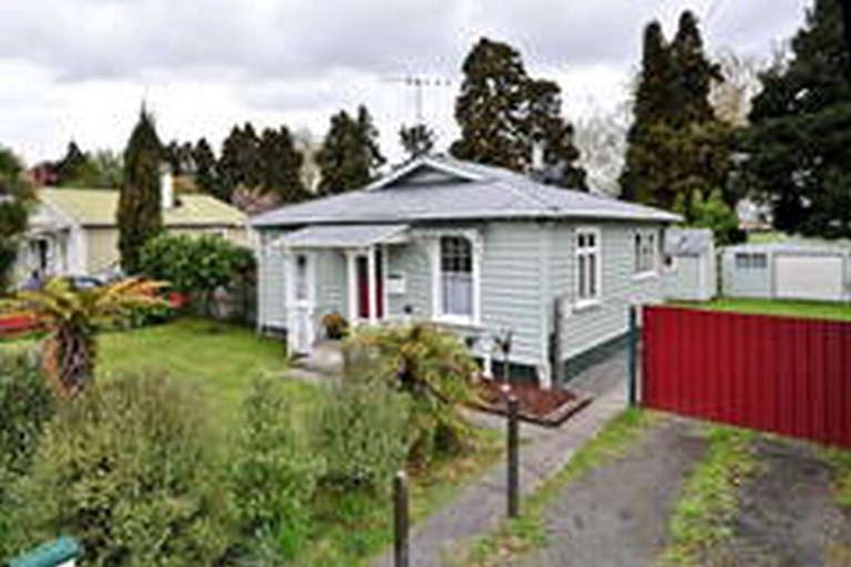 Photo of property in 14 Weka Street, Frankton, Hamilton, 3204