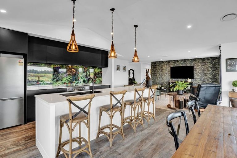 Photo of property in 661 Manaia Road, Manaia, Coromandel, 3581