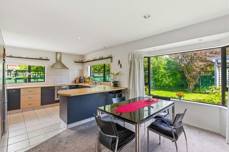 Photo of property in 5 Rimu Street, Waikanae, 5036