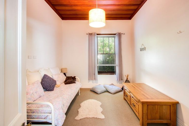 Photo of property in 1 Latham Street, Napier South, Napier, 4110