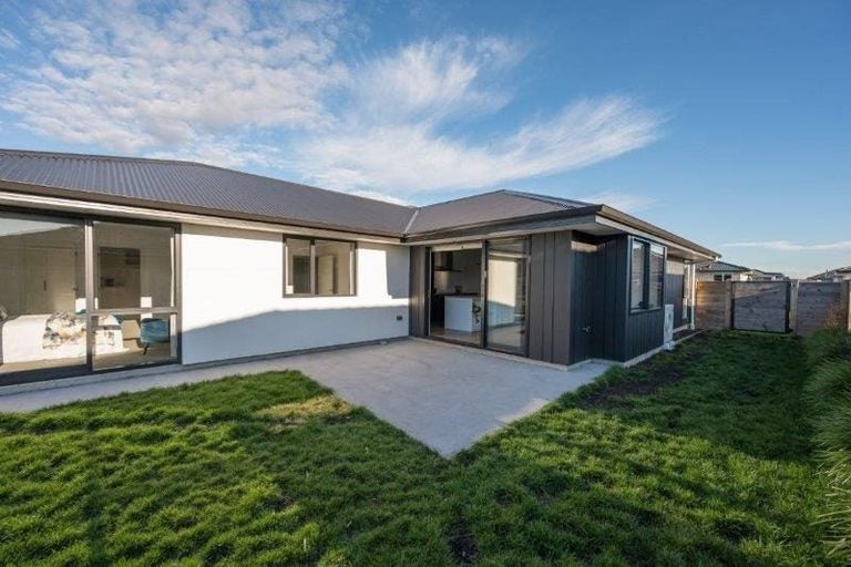 Photo of property in 8 Esher Lane, Richmond, 7020