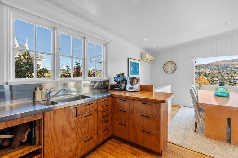 Photo of property in 11 Hereford Street, Roslyn, Dunedin, 9010