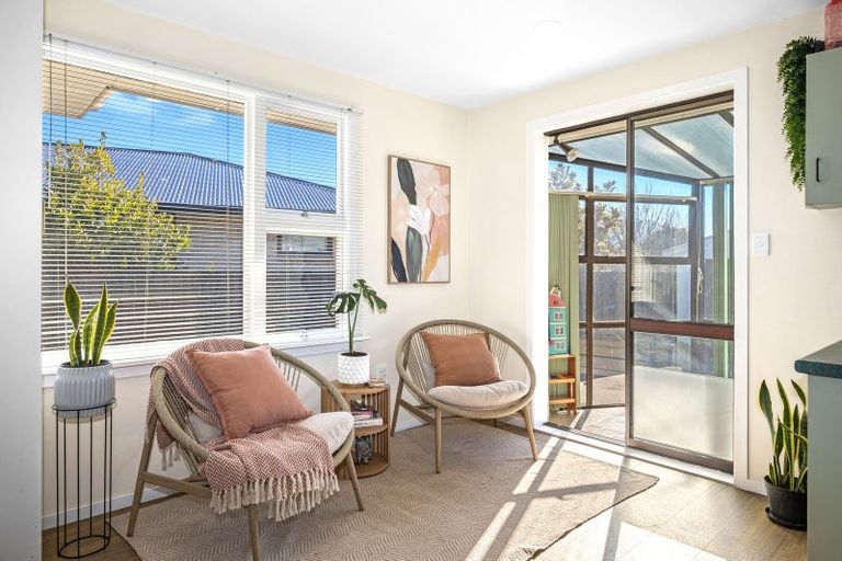 Photo of property in 28 Maple Street, Bishopdale, Christchurch, 8053