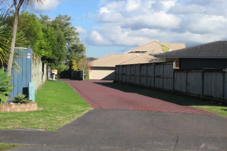 Photo of property in 52 Settlers Grove, Orewa, 0931