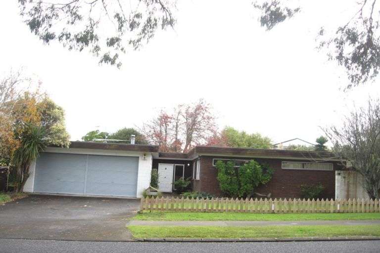 Photo of property in 8 Marriott Road, Pakuranga, Auckland, 2010