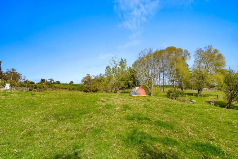 Photo of property in 50 Oneriri Road, Kaiwaka, 0573